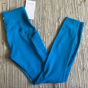 Brand new with tags Lululemon Invigorate HR Tight 28 inch
